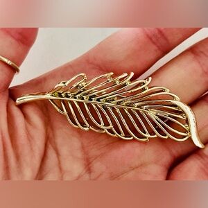 Vintage Gerry’s Gold Tone Feather Brooch 1970s Signed Leaf Pin